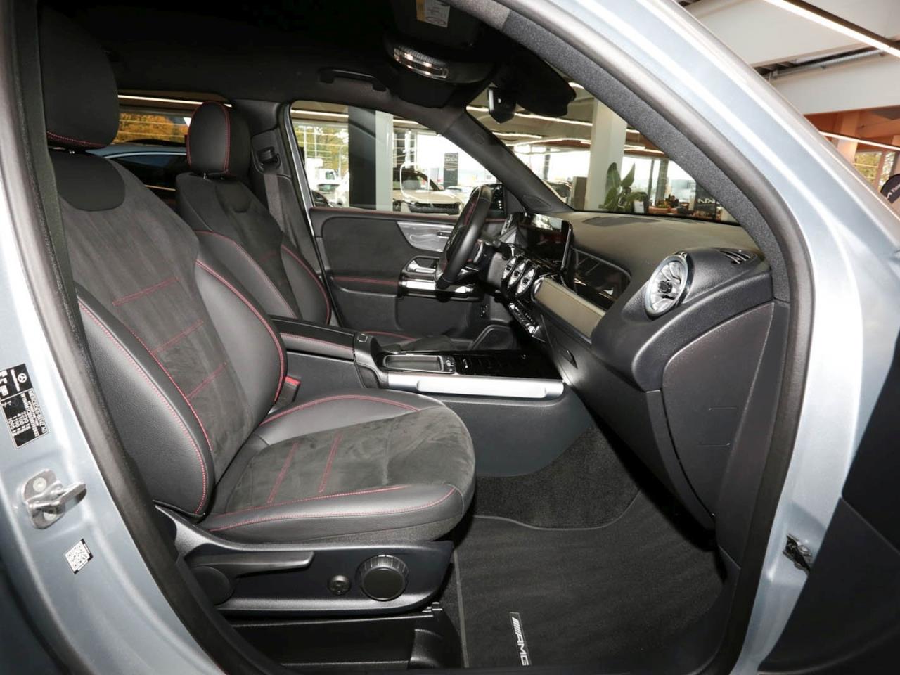 Mercedes-Benz GLB 200 d AMG Night MBUX Navi AHK Kamera Easy-P