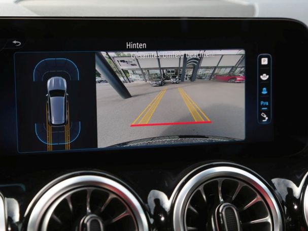 Mercedes-Benz GLB 200 d AMG Distronic Kamera Easy-Pack AHK Mercedes-Benz GLB 200 d AMG Distronic Kamera Easy-Pack AHK