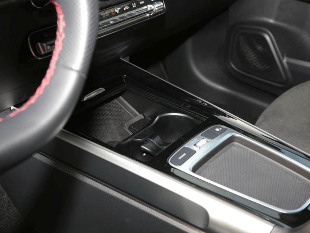 Mercedes-Benz GLB 200 d AMG Distronic Kamera Easy-Pack AHK Mercedes-Benz GLB 200 d AMG Distronic Kamera Easy-Pack AHK