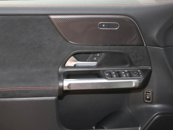 Mercedes-Benz GLB 200 d AMG Distronic Kamera Easy-Pack AHK