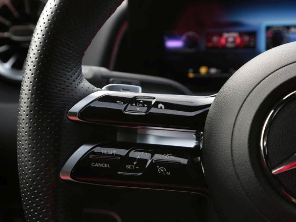 Mercedes-Benz GLB 200 d AMG Distronic Kamera Easy-Pack AHK Mercedes-Benz GLB 200 d AMG Distronic Kamera Easy-Pack AHK