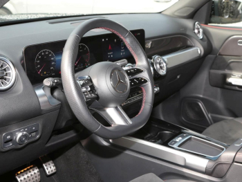 Mercedes-Benz GLB 200 d AMG Distronic Kamera Easy-Pack AHK