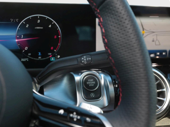 Mercedes-Benz GLB 200 d AMG MBUX Navi AHK Panorama 360°Kamera