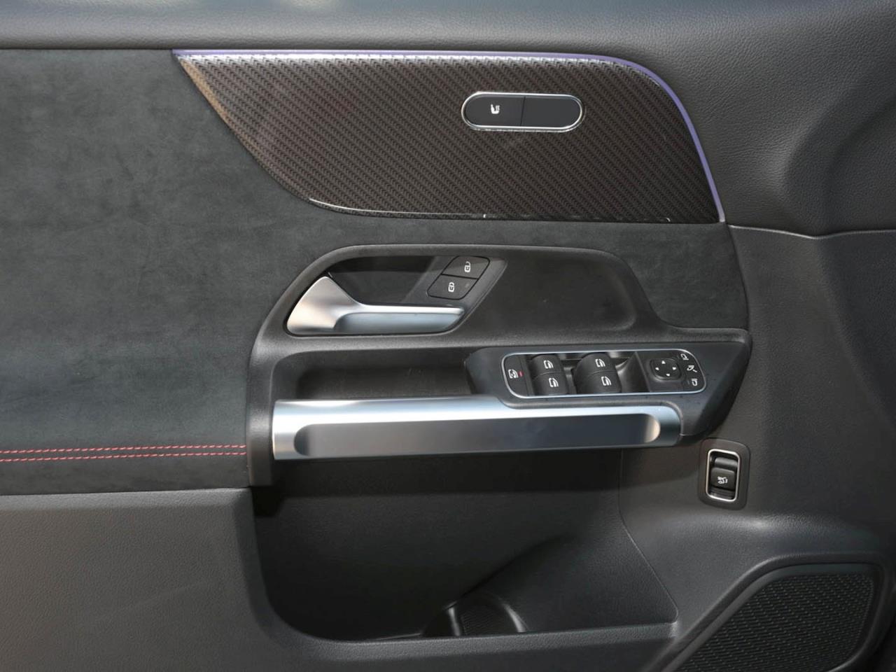 Mercedes-Benz GLB 200 d AMG MBUX Navi AHK Panorama 360°Kamera