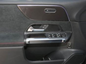 Mercedes-Benz GLB 200 d AMG MBUX Navi AHK Panorama 360°Kamera