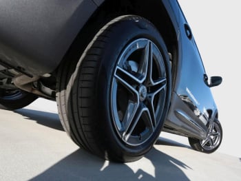 Mercedes-Benz GLB 200 d AMG MBUX Navi AHK Panorama 360°Kamera