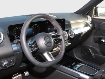 Mercedes-Benz GLB 200 d AMG MBUX Navi AHK Panorama 360°Kamera