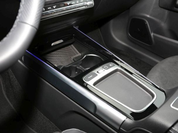 Mercedes-Benz GLB 200 d AMG Night Panorama AHK Kamera EasyP