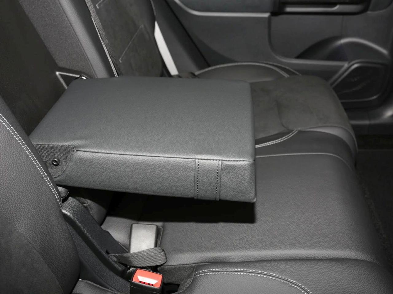 Mercedes-Benz GLB 200 d AMG Night Panorama AHK Kamera EasyP