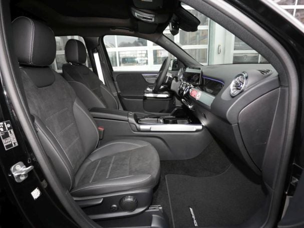 Mercedes-Benz GLB 200 d AMG Night Panorama AHK Kamera EasyP