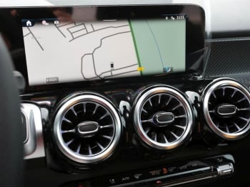Mercedes-Benz GLB 200 d AMG Night MBUX Navi 360° AHK EasyPack