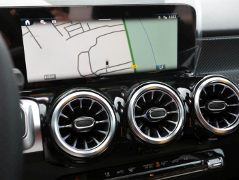 Mercedes-Benz GLB 200 d AMG Night MBUX Navi 360° AHK EasyPack
