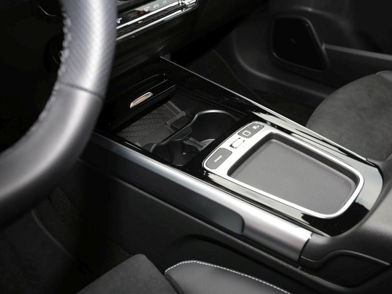 Mercedes-Benz GLB 200 d AMG Night MBUX Navi 360° AHK EasyPack