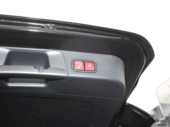 Mercedes-Benz GLB 200 d AMG Night MBUX Navi 360° AHK EasyPack