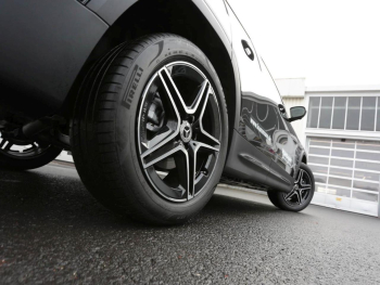 Mercedes-Benz GLB 200 d AMG Night MBUX Navi 360° AHK EasyPack