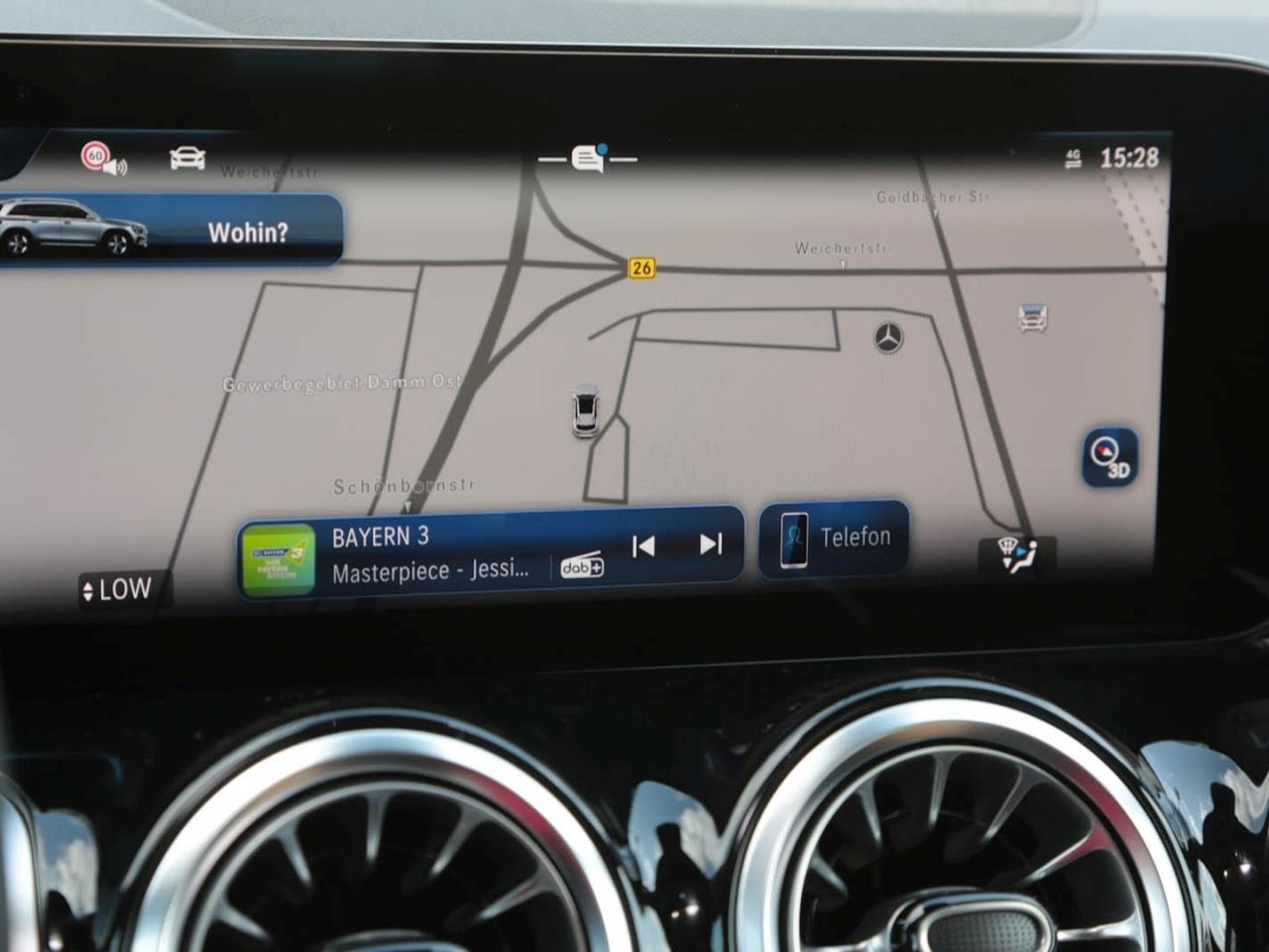 Mercedes-Benz GLB 200 d AMG MBUX Navi Night Panorama Kamera AHK