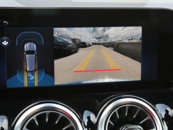 Mercedes-Benz GLB 200 d AMG MBUX Navi Night Panorama Kamera AHK