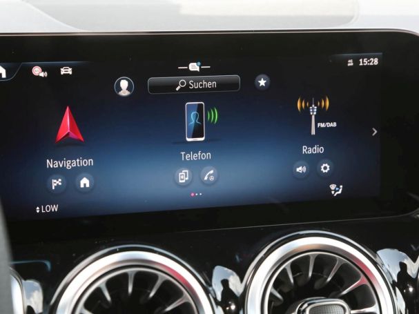 Mercedes-Benz GLB 200 d AMG MBUX Navi Night Panorama Kamera AHK