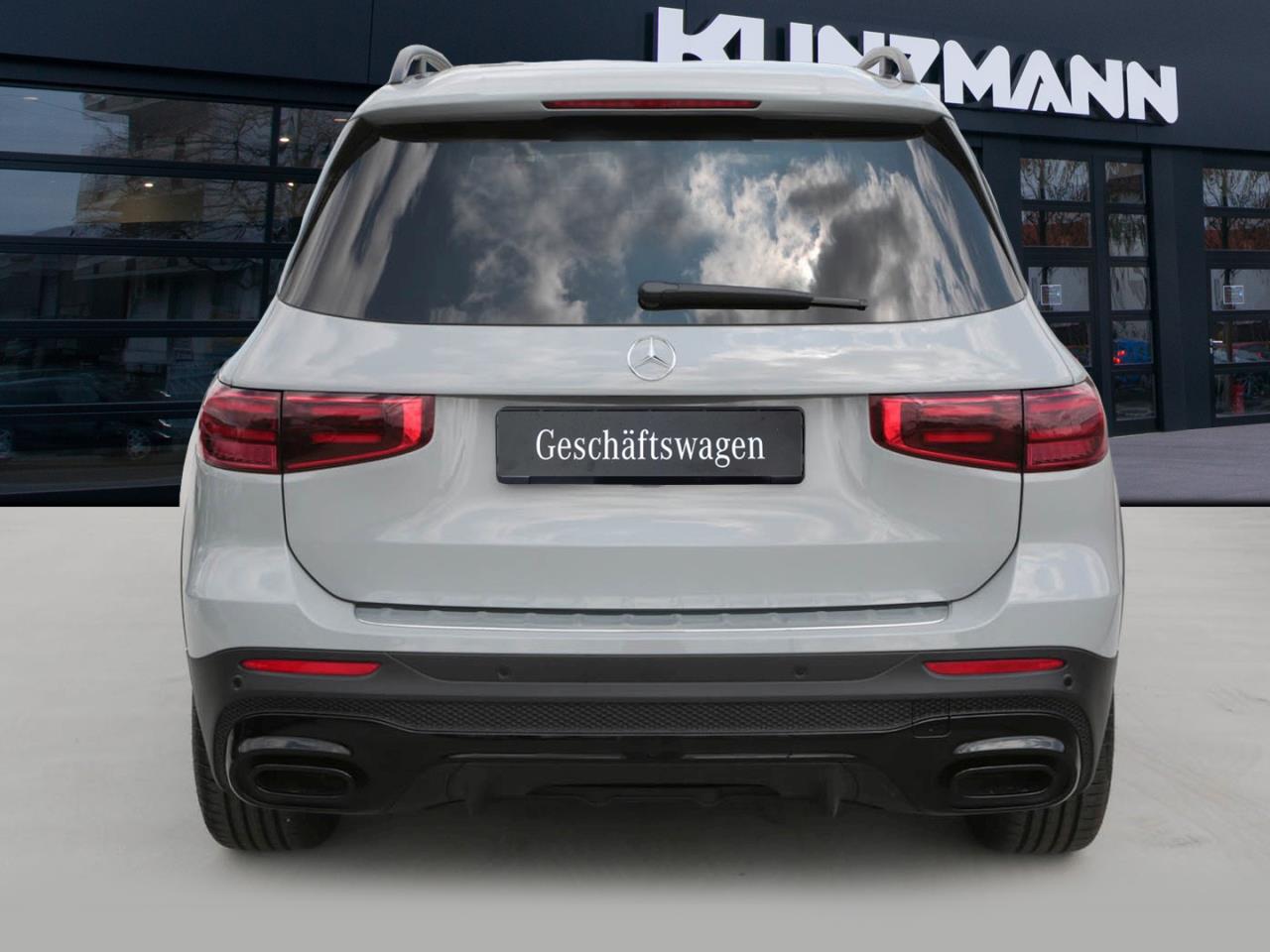 Mercedes-Benz GLB 200 d AMG MBUX Navi Night Panorama Kamera AHK