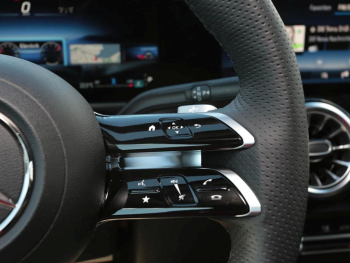 Mercedes-Benz GLB 200 d AMG Night Panorama EasyP Totwinkel AHK