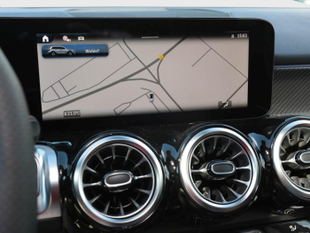 Mercedes-Benz GLB 200 d AMG Night Panorama EasyP Totwinkel AHK