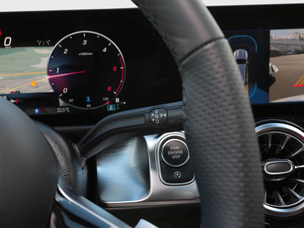 Mercedes-Benz GLB 200 d AMG Night Panorama EasyP Totwinkel AHK