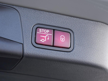 Mercedes-Benz GLB 200 d AMG Night MBUXNavi Easy-Pack AHK 360°