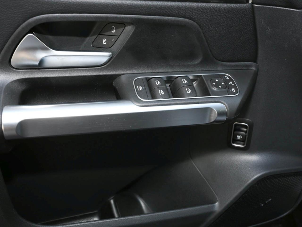 Mercedes-Benz GLB 200 d Progressive MBUX Navi-Prem. AHK EasyP