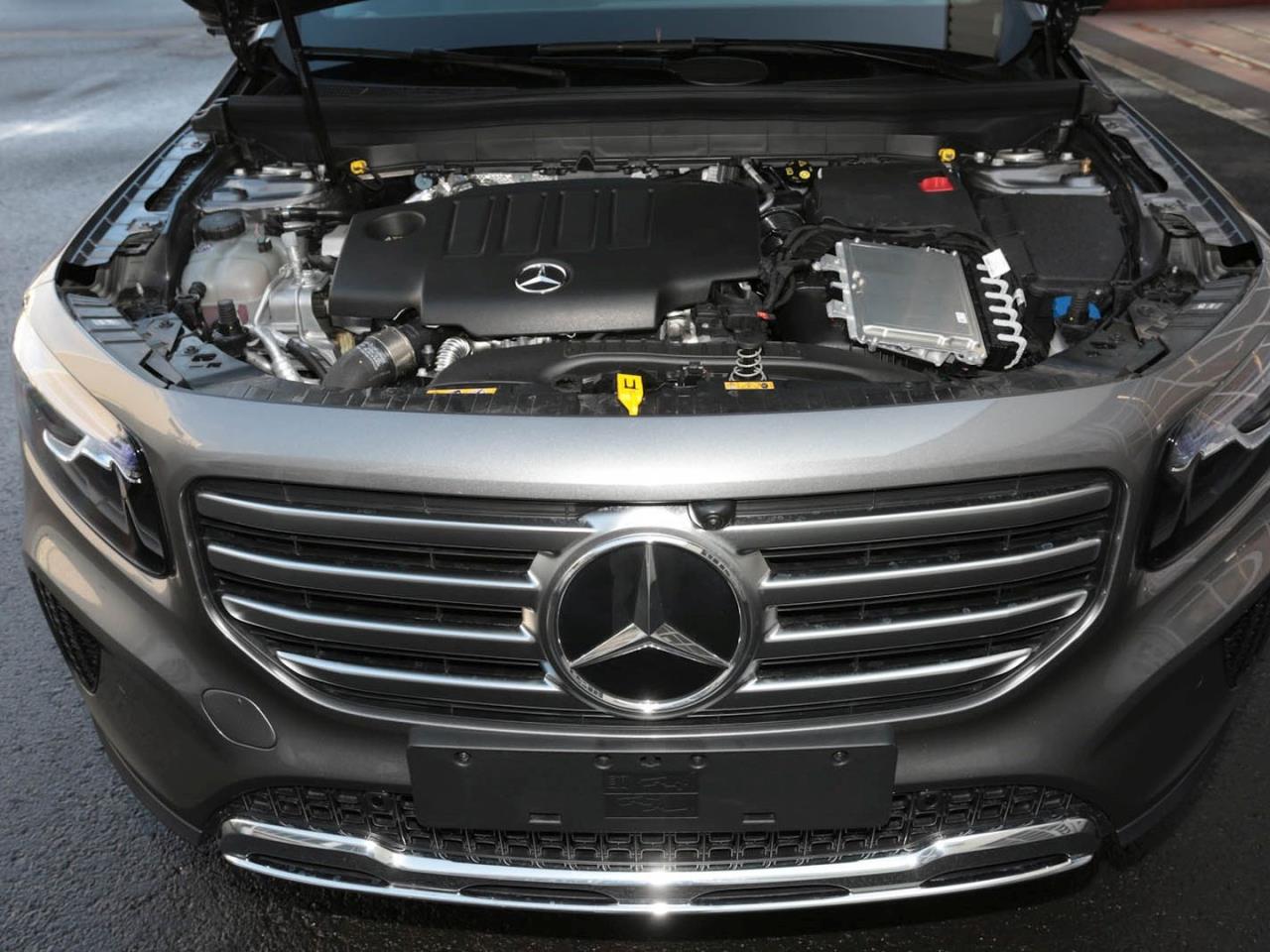 Mercedes-Benz GLB 200 d Progressive MBUX Navi-Prem. AHK EasyP
