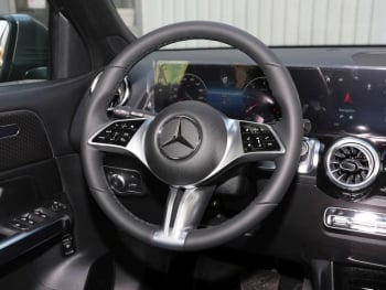 Mercedes-Benz GLB 200 d Progressive MBUX Navi-Prem. AHK EasyP