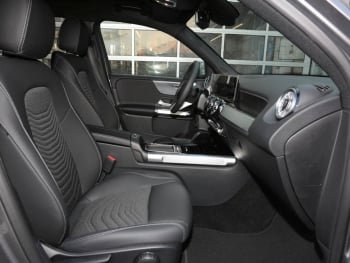 Mercedes-Benz GLB 200 d Progressive MBUX Navi-Prem. AHK EasyP