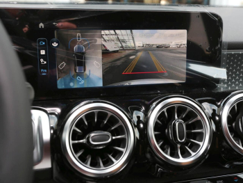 Mercedes-Benz GLB 200 d Progessive MBUX Navi EasyPack 360° AHK