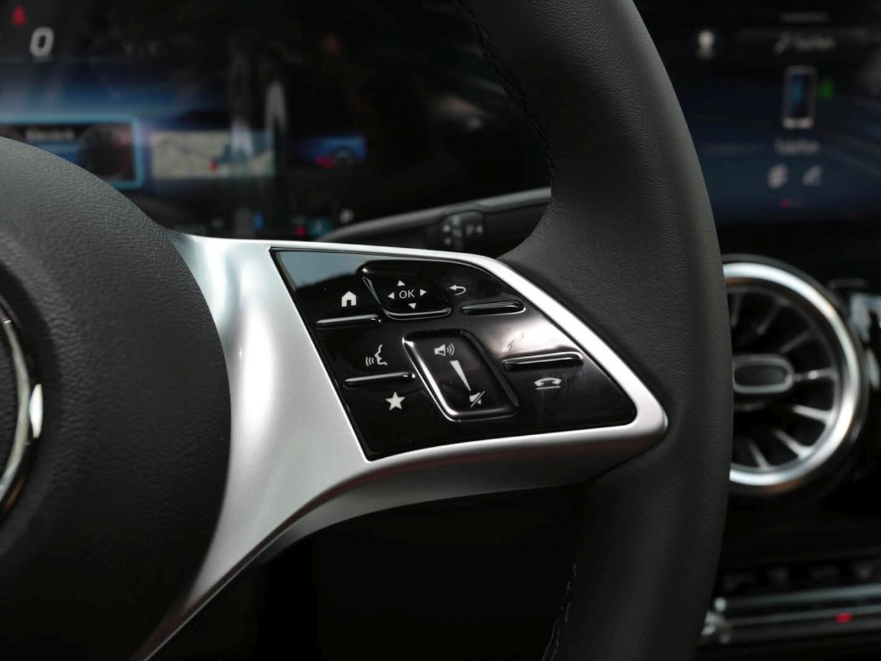 Mercedes-Benz GLB 200 d Progessive MBUX Navi EasyPack 360° AHK