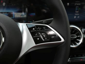 Mercedes-Benz GLB 200 d Progessive MBUX Navi EasyPack 360° AHK