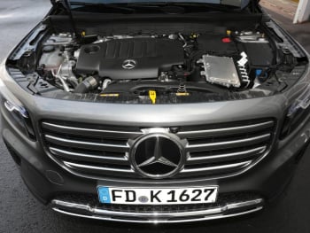 Mercedes-Benz GLB 200 d Progessive MBUX Navi EasyPack 360° AHK
