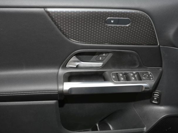 Mercedes-Benz GLB 200 d Progessive MBUX Navi EasyPack 360° AHK Mercedes-Benz GLB 200 d Progessive MBUX Navi EasyPack 360° AHK