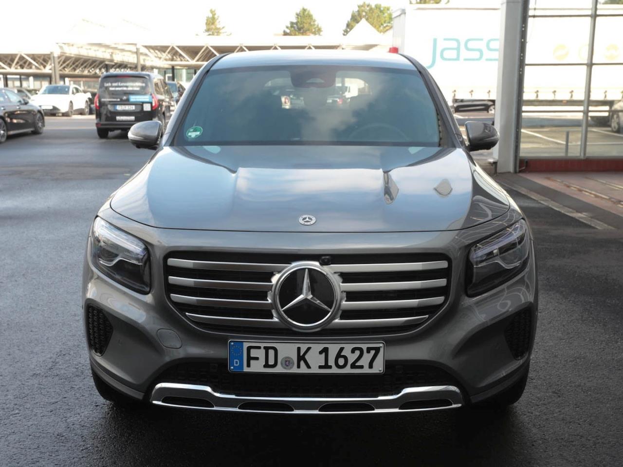 Mercedes-Benz GLB 200 d Progessive MBUX Navi EasyPack 360° AHK