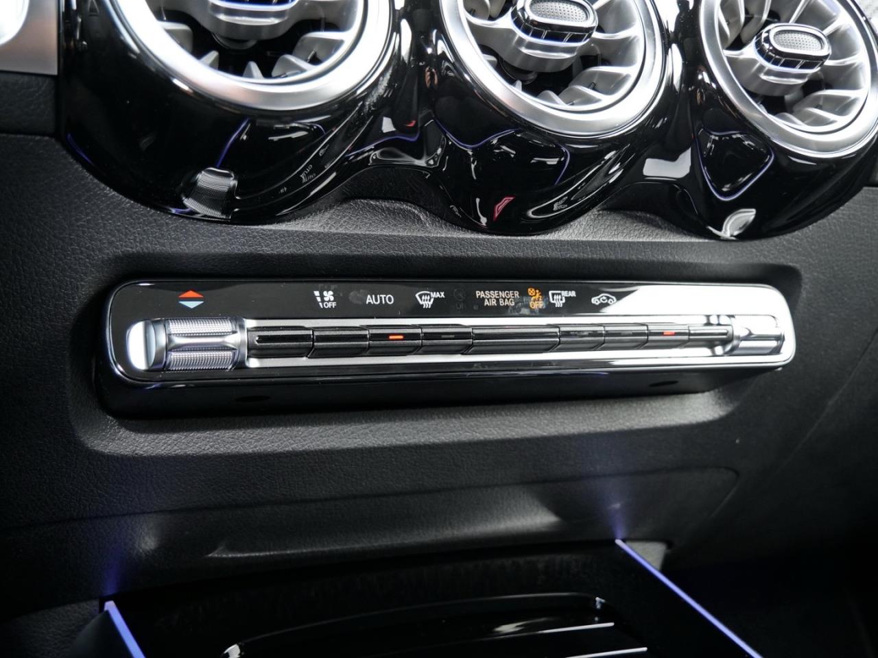 Mercedes-Benz GLB 200 d AMG Navi Panorama 7-Sitzer AHK 360°