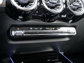 Mercedes-Benz GLB 200 d AMG Navi Panorama 7-Sitzer AHK 360°