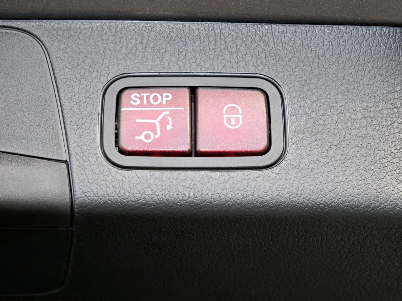 Mercedes-Benz GLB 200 d AMG Navi Panorama 7-Sitzer AHK 360°