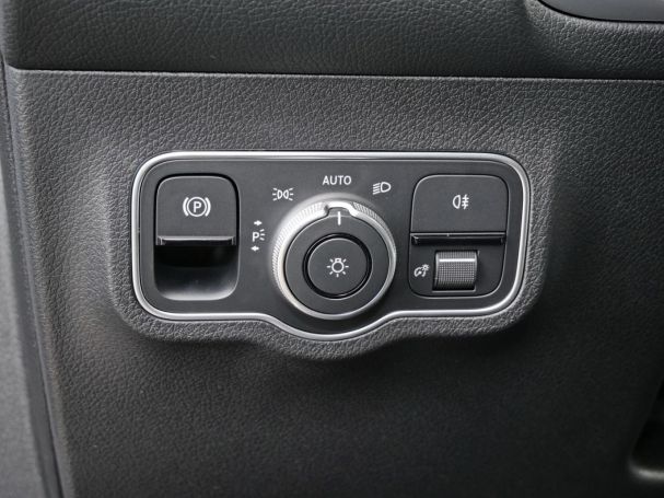 Mercedes-Benz GLB 200 d AMG Navi Panorama 7-Sitzer AHK 360°