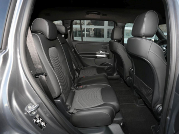 Mercedes-Benz GLB 200 d Progressive Distronic 360° AHK EasyP