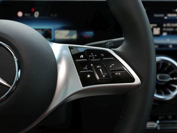 Mercedes-Benz GLB 200 d Progressive Distronic 360° AHK EasyP