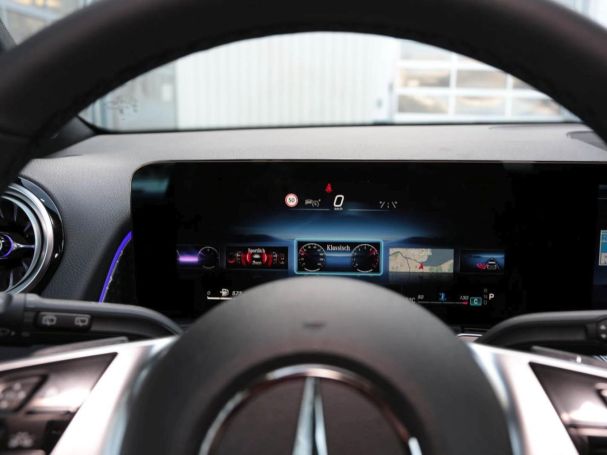 Mercedes-Benz GLB 200 d Progressive Distronic 360° AHK EasyP