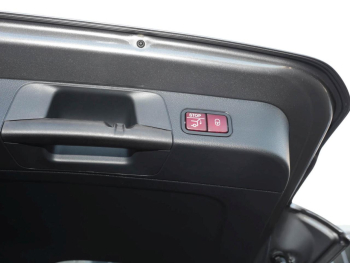 Mercedes-Benz GLB 200 d Progressive Distronic 360° AHK EasyP