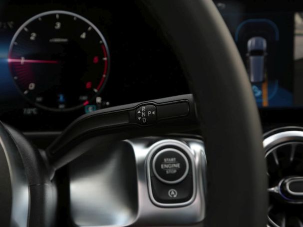 Mercedes-Benz GLB 200 d Progressive Distronic Panorama Kamera Mercedes-Benz GLB 200 d Progressive Distronic Panorama Kamera