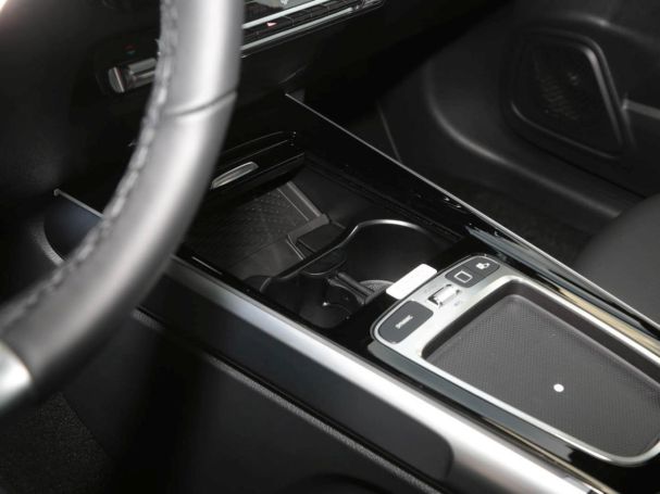 Mercedes-Benz GLB 200 d Progressive Distronic Panorama Kamera Mercedes-Benz GLB 200 d Progressive Distronic Panorama Kamera