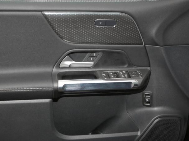 Mercedes-Benz GLB 200 d Progressive Distronic Panorama Kamera Mercedes-Benz GLB 200 d Progressive Distronic Panorama Kamera