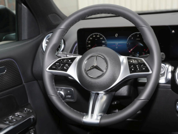 Mercedes-Benz GLB 200 d Progressive Distronic Panorama Kamera