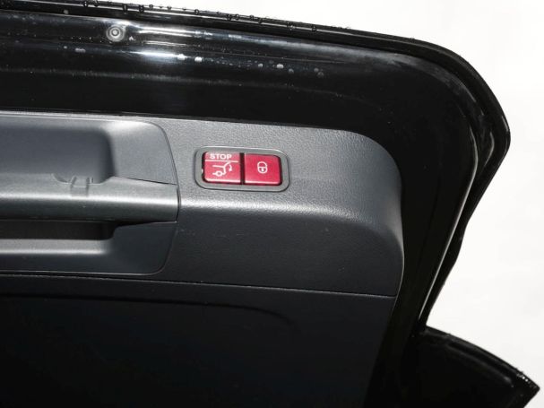 Mercedes-Benz GLB 200 d AMG MBUXNavi-Prem. Distronic Kamera Mercedes-Benz GLB 200 d AMG MBUXNavi-Prem. Distronic Kamera